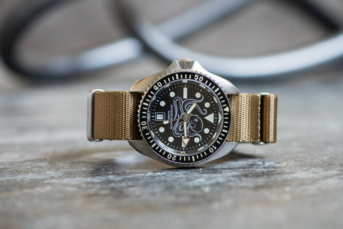 AlphaShark - British Khaki